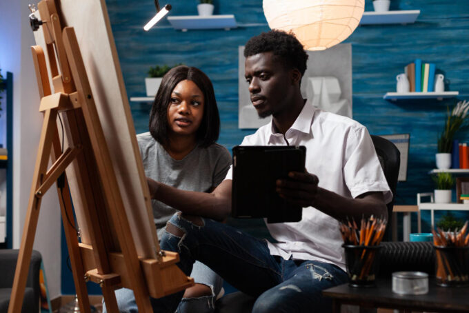 Les Multiples Débouchés Créatifs pour les Passionnés d'Art