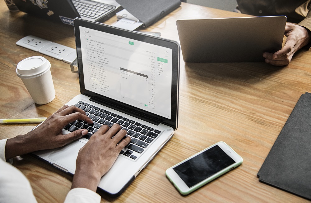 À quoi correspondent A, Cc et Cci dans les e-mails